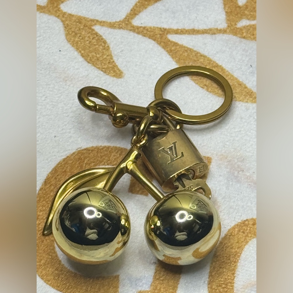 Louis Vuitton Authentic Padlock & Key with Gold Cherry Charm Keychain #322 - Picture 6 of 16